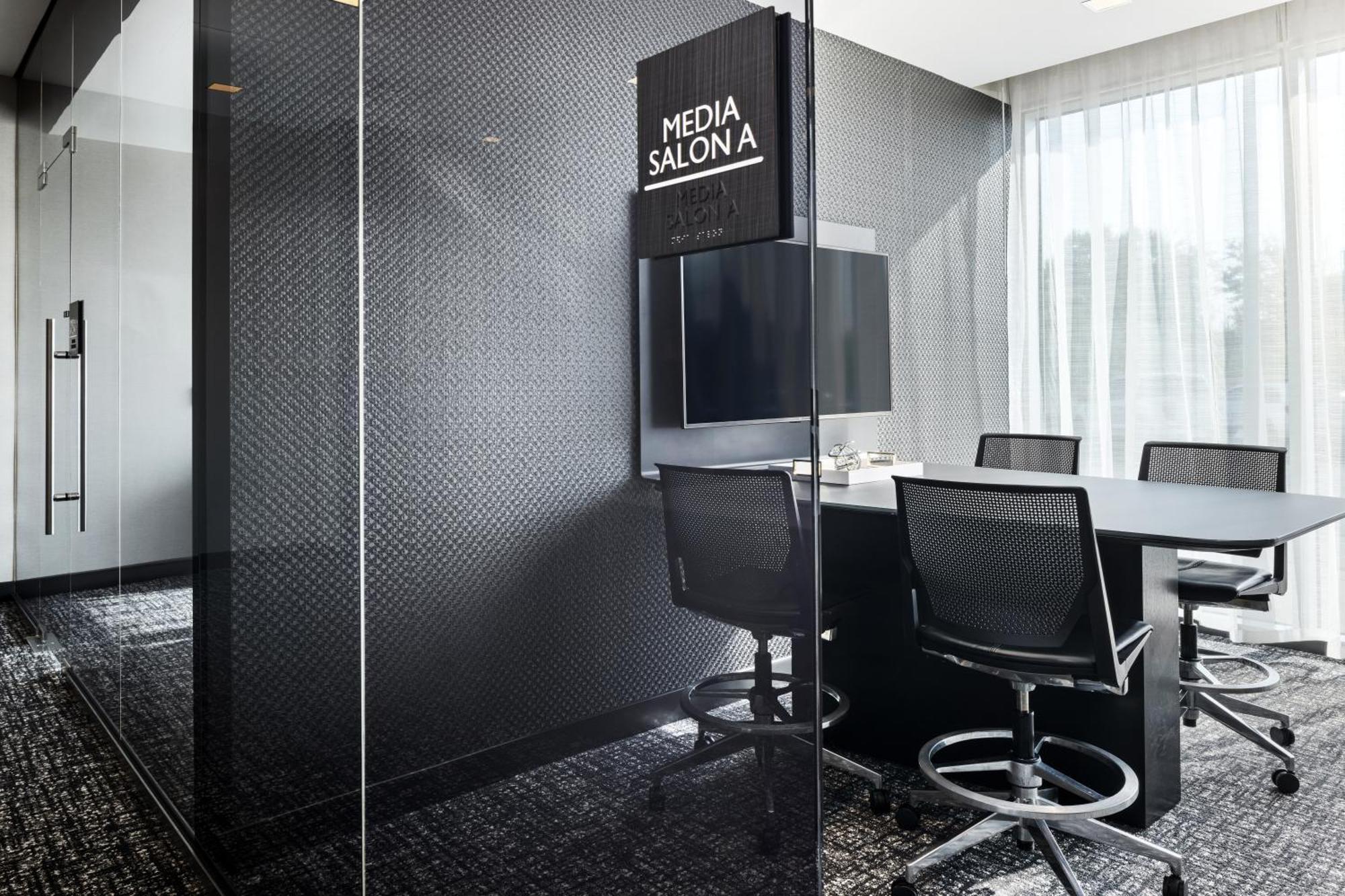 Ac Hotel By Marriott Minneapolis West End Сейнт Луис Парк Екстериор снимка