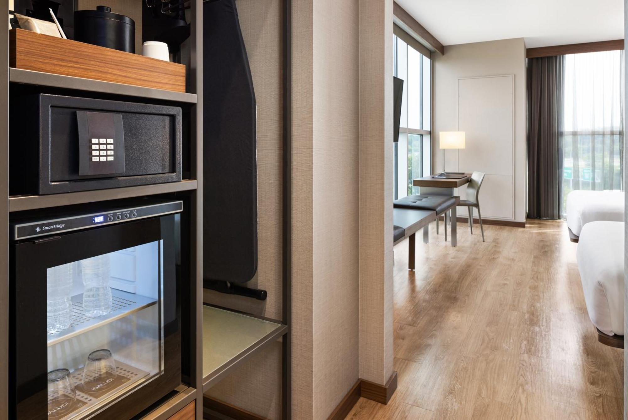 Ac Hotel By Marriott Minneapolis West End Сейнт Луис Парк Екстериор снимка
