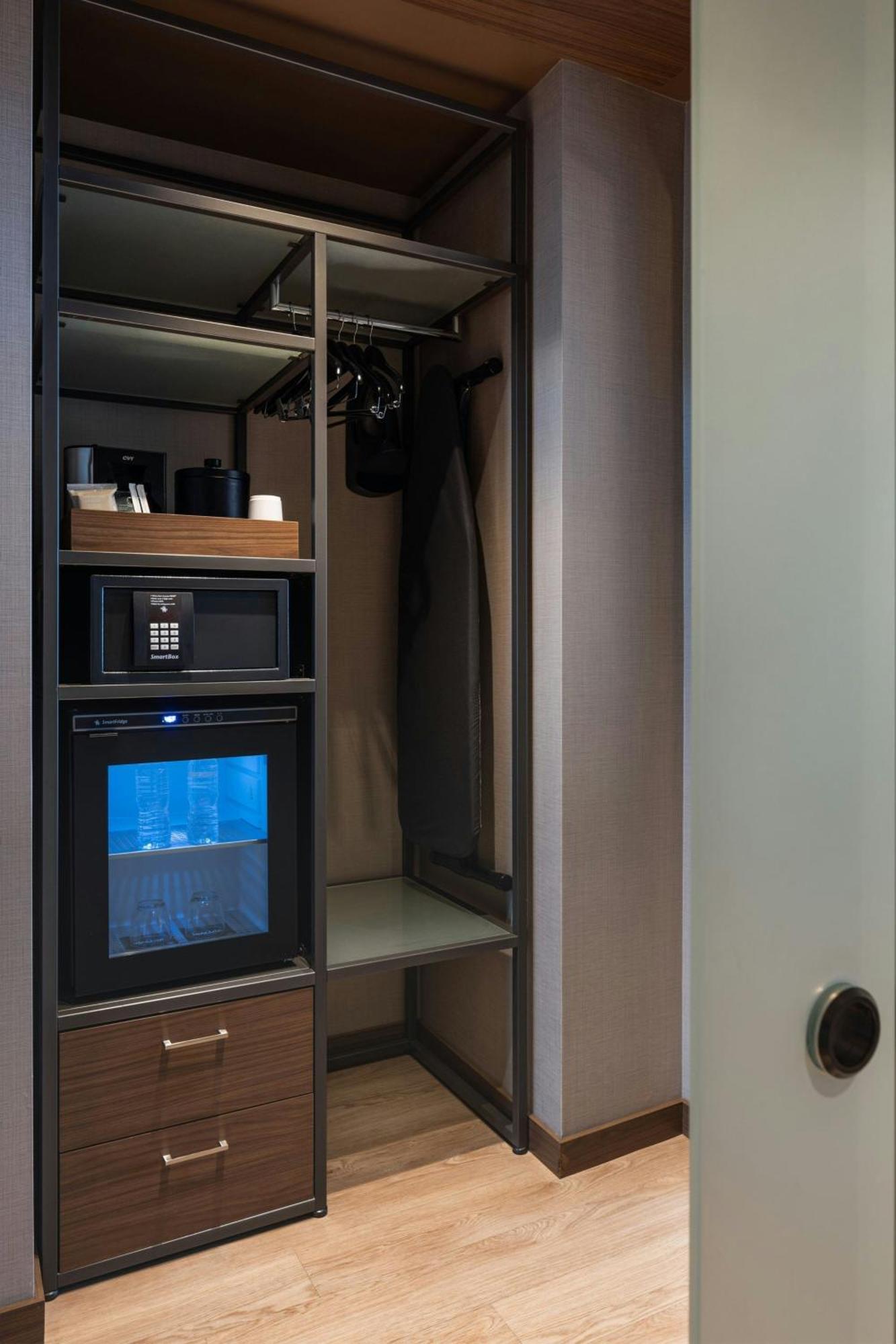 Ac Hotel By Marriott Minneapolis West End Сейнт Луис Парк Екстериор снимка